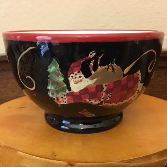 Susan Winget Certified International flying Santa bowl - Picture 1 of 6